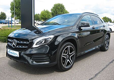 Mercedes-Benz GLA 200 AMG 7G LED Navi Kamera AHK Night