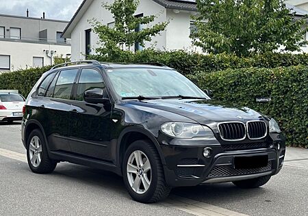 BMW X5 3.0d xDrive Sportpaket M-Lenkrad/Panorama/