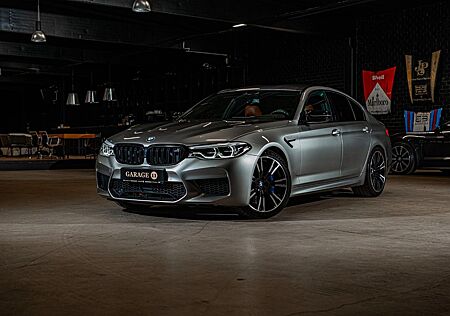 BMW M5 Competition / F90 / / M Drivers Package