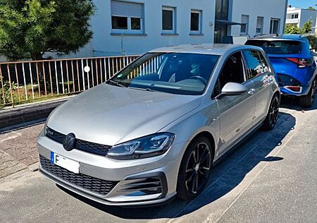 VW Golf Volkswagen 2.0 TDI DSG GTD - TEXT LESEN !