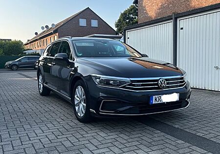 VW Passat Variant Volkswagen 1.4 TSI DSG GTE Variant GTE