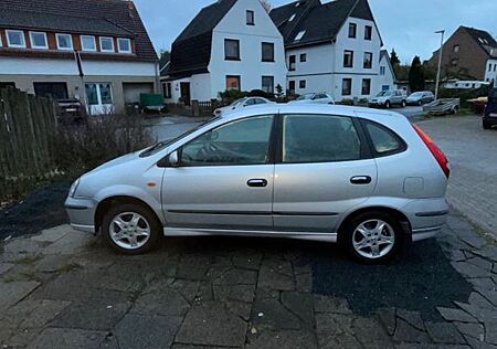 Nissan Almera Tino 1.8 acenta acenta
