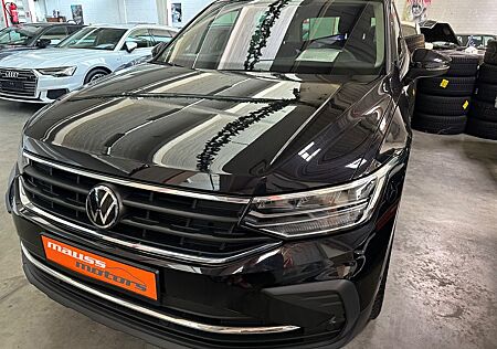 VW Tiguan Volkswagen Life LED Alcan virt cockp - 1573