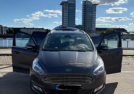 Ford Galaxy 2,0 TDCi 132kW Titanium PowerShift Ti...