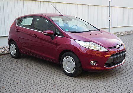 Ford Fiesta Titanium TÜV NEU SERVICE NEU