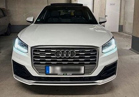 Audi Q2 Quattro, 190PS, S-Line Sportpaket | Voll