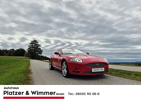 Jaguar XKR 4.2 Coupe V8 Kompressor