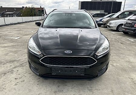Ford Focus TurnierBusiness,Navi,Klima,Sitzheizung,PDC
