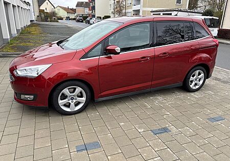 Ford Grand C-Max Titanium*KAMERA*SHZ*PDC*8-FACH*