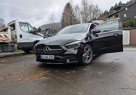 Mercedes-Benz B 250 4MATIC DCT -