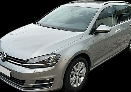VW Golf Volkswagen 1.4 TSI 92kW BMT Comfortline Variant Co...