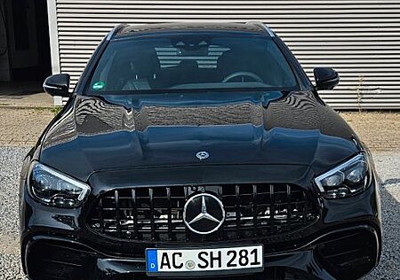 Mercedes-Benz E 350 E 350d AMG Line Autom.SDACH"DTR+"AHK"WSCREEN"360