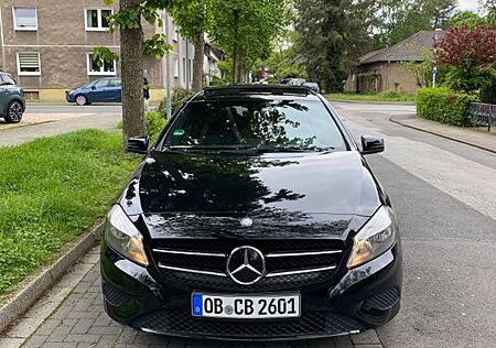 Mercedes-Benz A 180 ,Automatik,Panorama,Reifen neu,Ölneu,Bremse