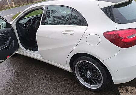 Mercedes-Benz A 200 -