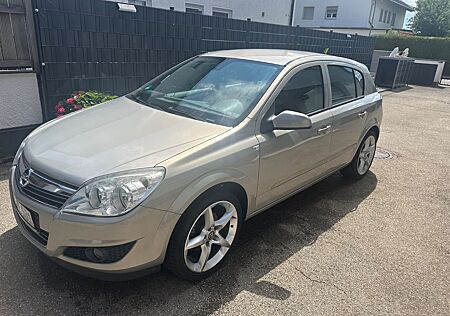 Opel Astra H 1.6 Ecotec 85kW -