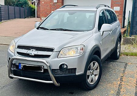 Chevrolet Captiva 2.0 Sport 4WD 7-Sitzer Klima AHK