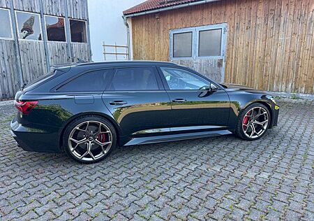 Audi RS6 Avant - Performance Exclusive Tiptronic