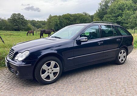 Mercedes-Benz C 200 KOMPRESSOR T AVANTGARDE Avantgarde,