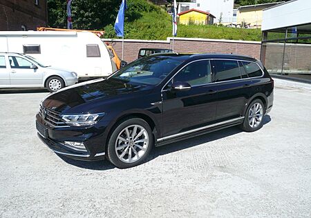 VW Passat Variant Volkswagen Elegance 4Motion R-Line