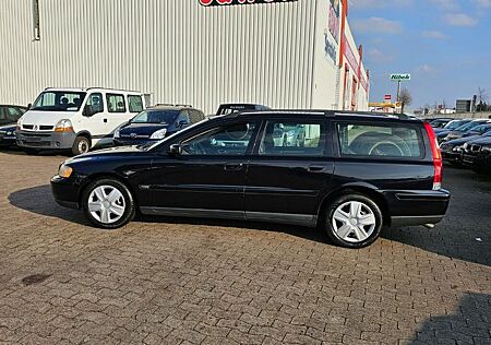 Volvo V70 AUTOM TÜV 5.25 ALU+WIN KLIMAAUTOMATIK