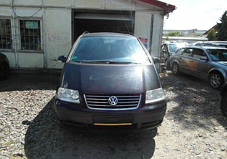VW Sharan Volkswagen 1.9TDI 85kW Highline HU 04/27