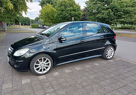 Mercedes-Benz B 200 Turbo -