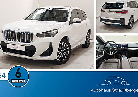 BMW iX1 30 xDrive M Sport ACC AHK PANO KZU QI 2ZK