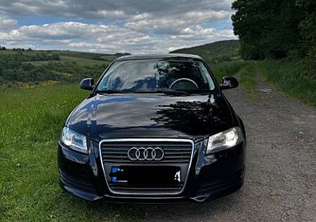 Audi A3 1.6 Ambiente Sportback Ambiente