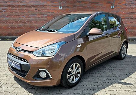Hyundai i10 / Lenkrad-Sitzheizung / Scheckheftgepflegt /