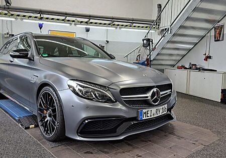 Mercedes-Benz C 63 AMG C 63 S AMG T-Model Matt Grau Vollausstattung