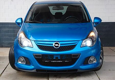 Opel Corsa D OPC | 192 PS | 8 x Bereift | TOP