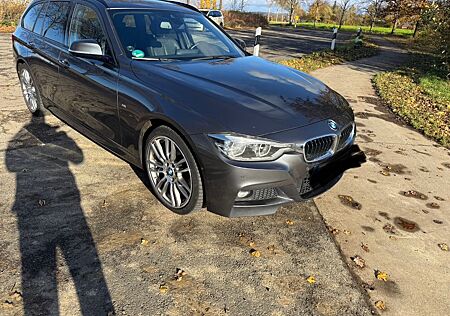 BMW 330d xDrive Touring M Sport Shadow Auto. M S...