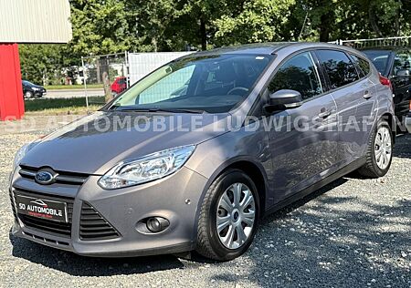 Ford Focus 1,6 Trend 2011/KLIMA/PDC/2SCHLSL/ZNTRL/SHZ