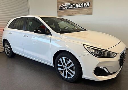 Hyundai i30 YES!/Kamera/PDC/LED/Tempomat/Alu/Klima/DAB