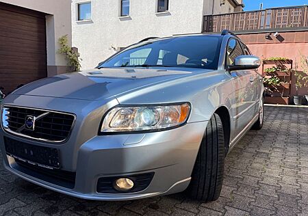 Volvo V50 2.0D Edition R Design, 1.HAND