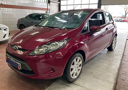 Ford Fiesta Trend, 1. HAND-SCHECKHEFT - TÜV - KLIMA