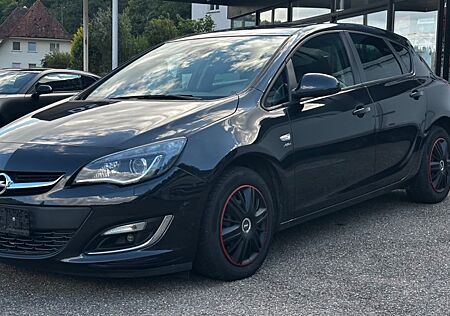 Opel Astra J Lim. 5-trg. Active TÜV 01/2026 XENON PDC
