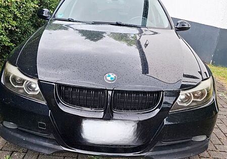 BMW 318i touring - TÜV NEU