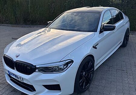 BMW M5 Competition xDrive / Keramik /Night/ Garantie