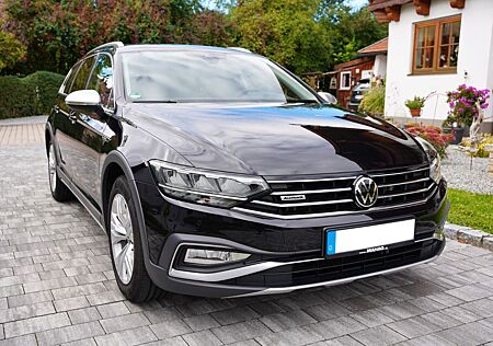 VW Passat Alltrack Volkswagen 2.0 TDI DSG 4MOTION 200PS AHK