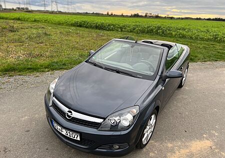 Opel Astra 1.8 Cosmo Cosmo