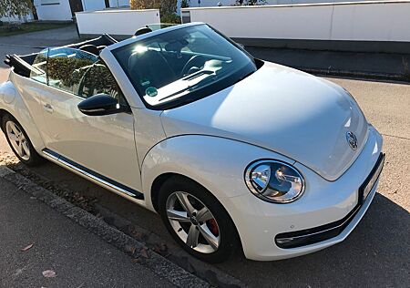 VW Beetle Volkswagen Sport Cabriolet 2.0TSI, Fender Sound