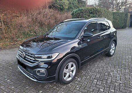 VW T-Cross Volkswagen 1.0 TSI R-Line 85kW DSG Vollausstattung