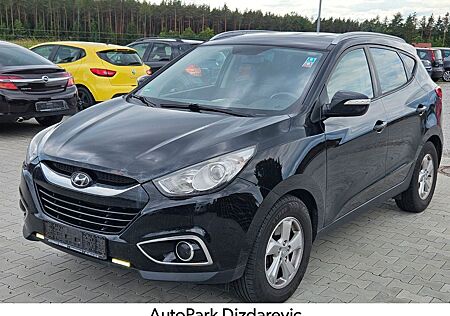 Hyundai ix35 Style 2WD/ ATM mit aktuell 158.000km