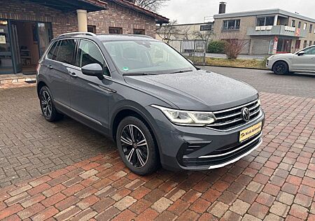 VW Tiguan Volkswagen Elegance+ neues Modell+Navi+