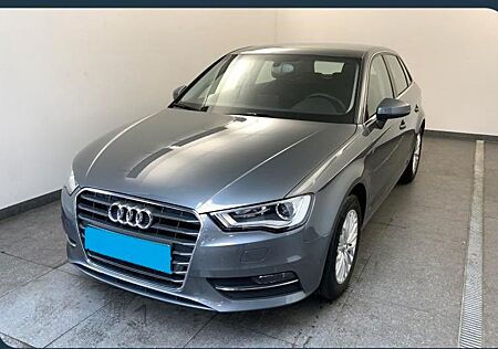 Audi A3 1.4 TFSI cod S tronic Ambiente Sportback ...