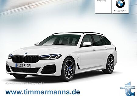 BMW 530e xDrive Touring Navi Leder Tempom.aktiv