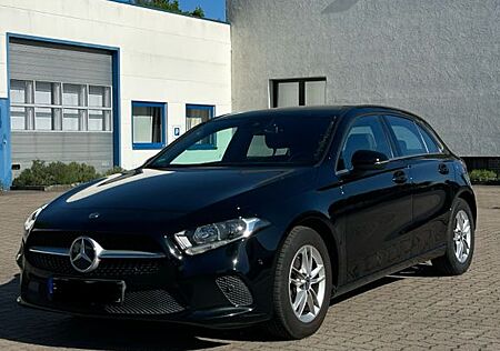 Mercedes-Benz A 180 d -