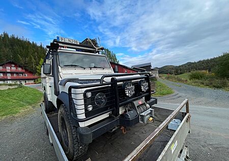 Land Rover Defender 110 300tdi hcpu