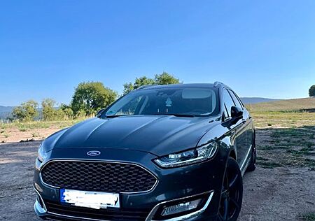 Ford Mondeo 2,0 TDCi Bi-Turbo Vignale Turn. Power...